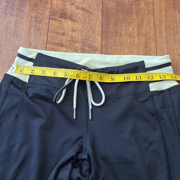 Athleta Black & Cream Striped Varsity jogger Pant Size S - Picture 4 of 12